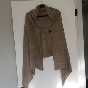 Francesca's knit shawl